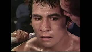 Erik Morales vs Marco Antonio Barrera I HD [upl. by Nyladam755]