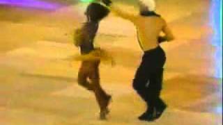 Colombian Dancing Salsa Campeones de Salsa Colombiana [upl. by Phaih]